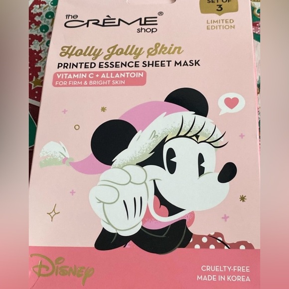 The Creme Shop Disney Minnie Mouse Bundle Travel Cosmetics Case, Sheet Masks NWT - Picture 5 of 7